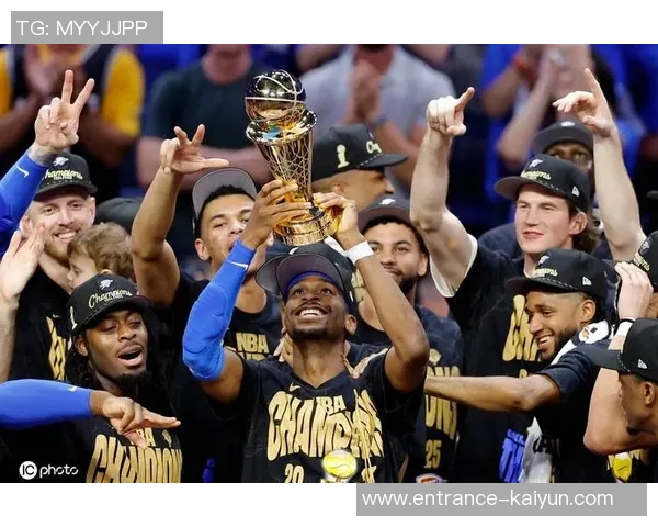 2017年NBA雷霆队与步行者队精彩对决回顾与分析 2017年NBA雷霆队与步行者队精彩对决回顾与分析